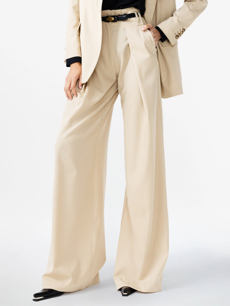 HIGH-WAISTED AND PLEATED LARGE PANTS